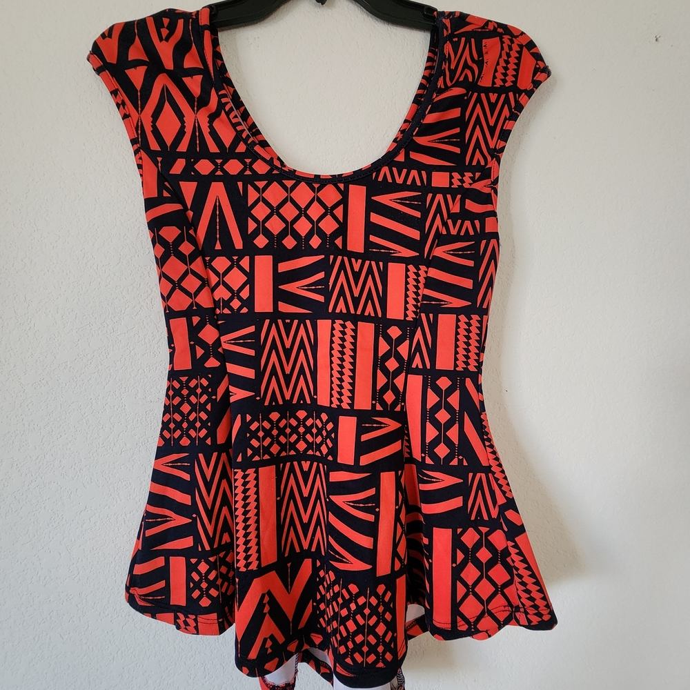 Double Zero Geometric Red and Black Blouse